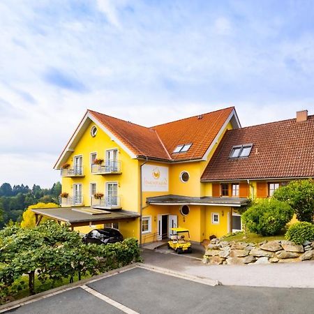Golf&Therme Sonnenpension Frühstückshotel Burgauberg Stegersbach Exterior foto